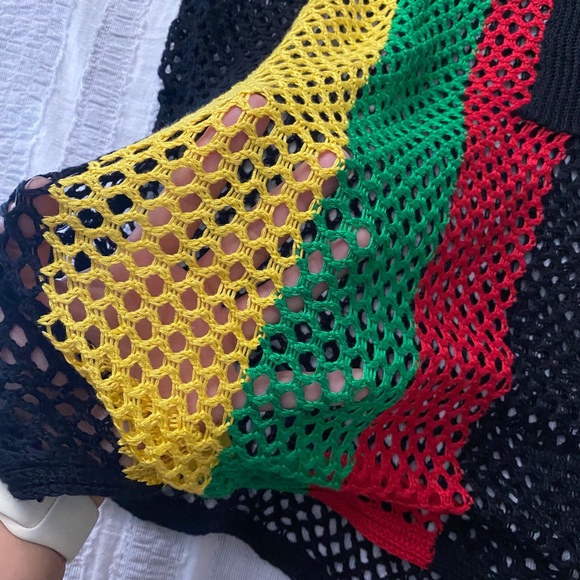 Top - Picture 3 of 3